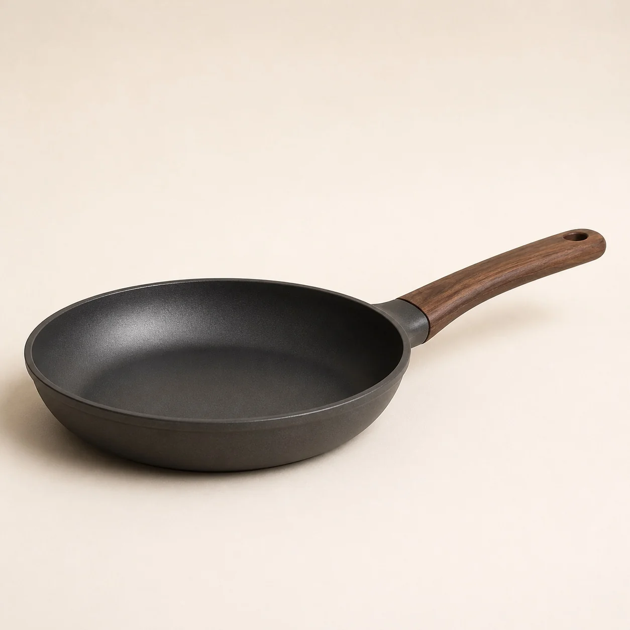 Non-stick frying pan
